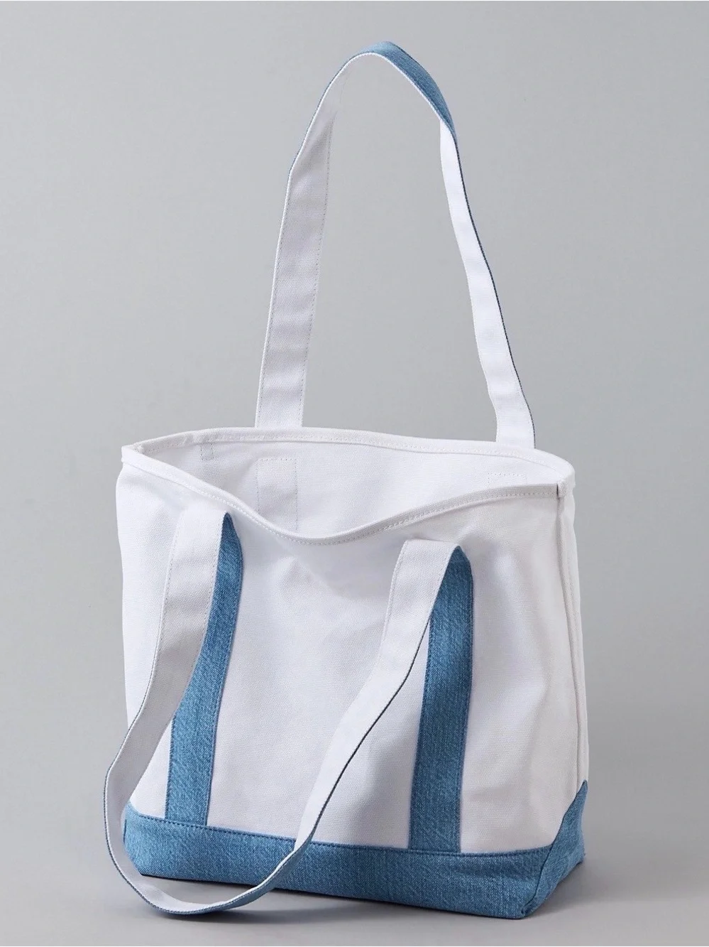 AE American Eagle Outfitters Snoopy Tote bag NEW